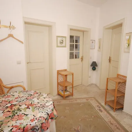 Apartmán Mozartstrasse 5a *